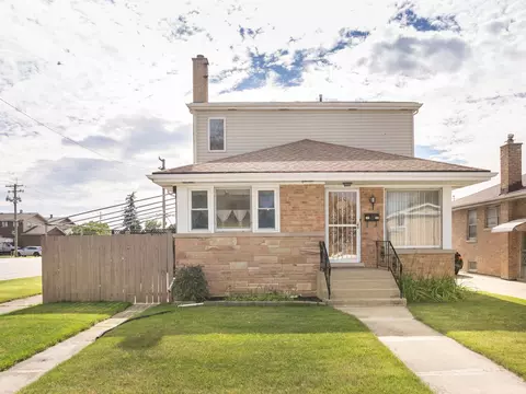 2400 Ernst St, Franklin Park, IL 60131
