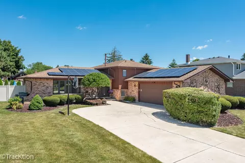 7420 W 157th St, Orland Park, IL 60462