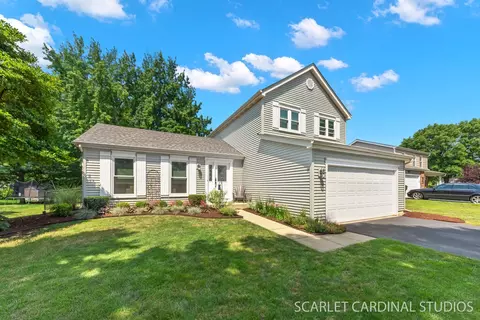 2325 Hartford Ct, Naperville, IL 60565