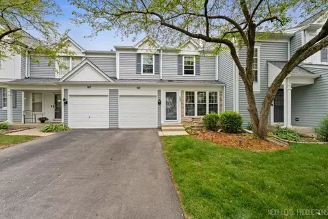 163 Half Moon Cir, Aurora, IL 60504