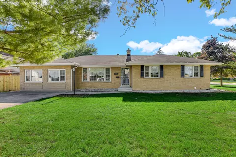 8500 S Normandy Ave, Burbank, IL 60459