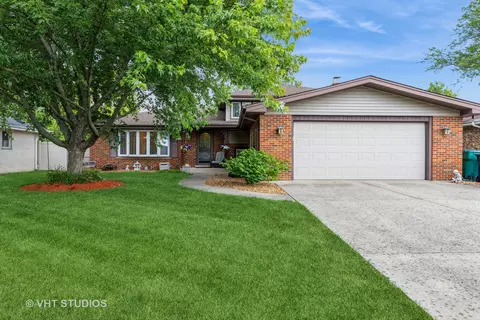 7562 Ponderosa Ct, Orland Park, IL 60462
