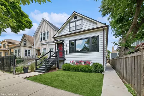 4704 W Berenice Ave, Chicago, IL 60641