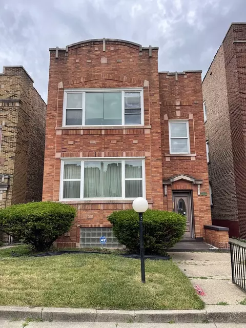 7932 S Champlain Ave, Chicago, IL 60619