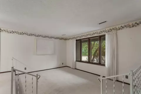 1002 Timberview Ln, Monticello, IL 61856 photo 8
