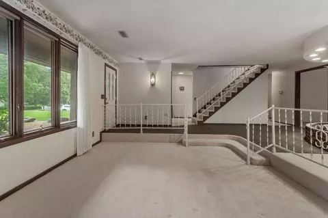 1002 Timberview Ln, Monticello, IL 61856 photo 9