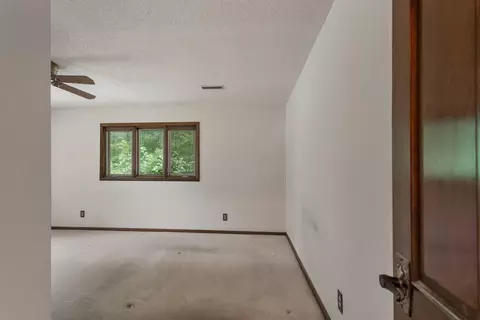 1002 Timberview Ln, Monticello, IL 61856 photo 32