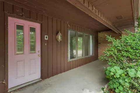 1002 Timberview Ln, Monticello, IL 61856 photo 5