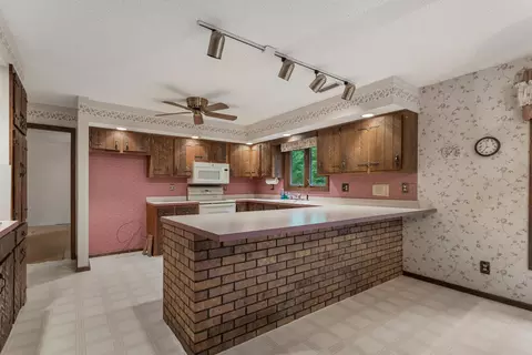 1002 Timberview Ln, Monticello, IL 61856 photo 17