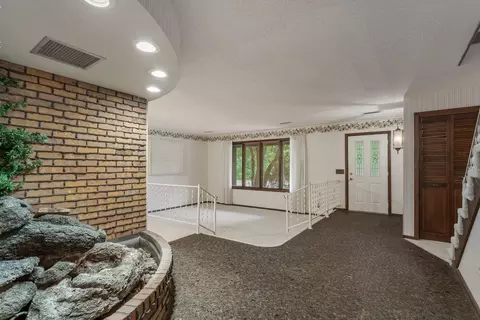 1002 Timberview Ln, Monticello, IL 61856 photo 7