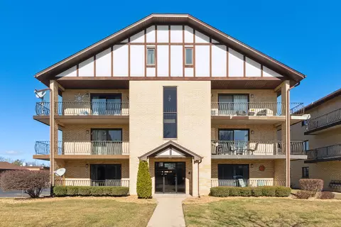 17940 Royal Oak Ct #2E, Tinley Park, IL 60477