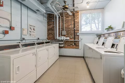 825 Pearson St #5A, Des Plaines, IL 60016 photo 12
