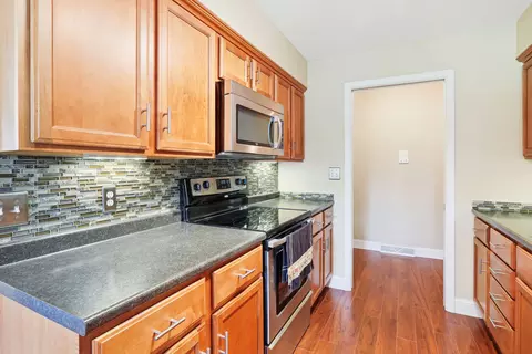 6 Fields E #6, Champaign, IL 61822 photo 12