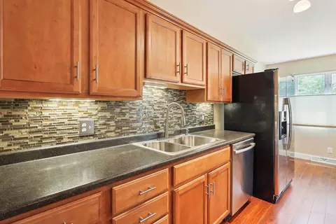 6 Fields E #6, Champaign, IL 61822 photo 13