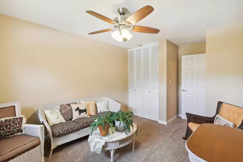 6 Fields E #6, Champaign, IL 61822 photo 19