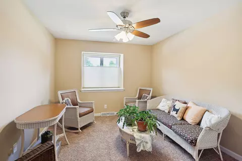 6 Fields E #6, Champaign, IL 61822 photo 18
