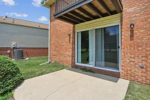 6 Fields E #6, Champaign, IL 61822 photo 26