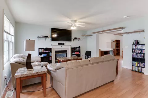 1102 Whitaker St, Normal, IL 61761 photo 7