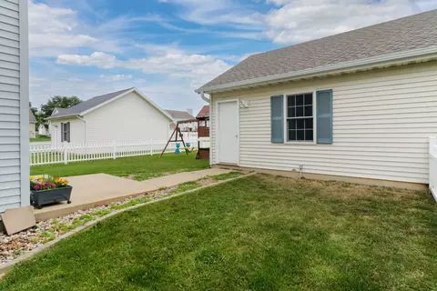 1102 Whitaker St, Normal, IL 61761 photo 35