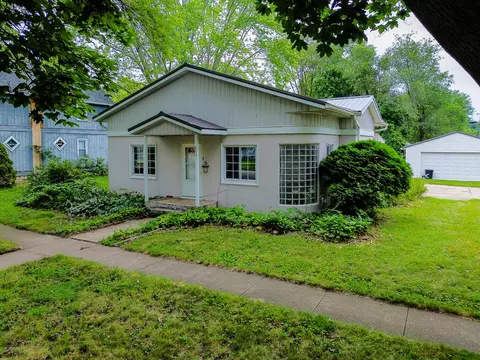 Other - 611 S 2nd St, Oregon, IL 61061 photo 1 of 5