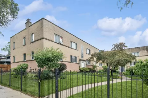 1710 W Jarvis Ave #1S, Chicago, IL 60626