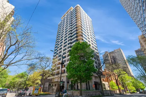1501 N State Pkwy #23G, Chicago, IL 60610