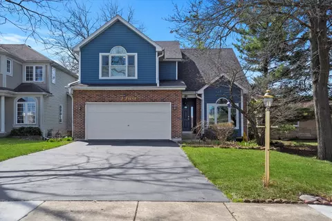 2260 Manchester Rd, Wheaton, IL 60187