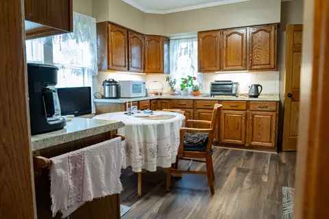 8101 44th Ct, Lyons, IL 60534 photo 4