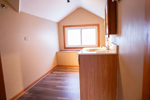 8101 44th Ct, Lyons, IL 60534 photo 17