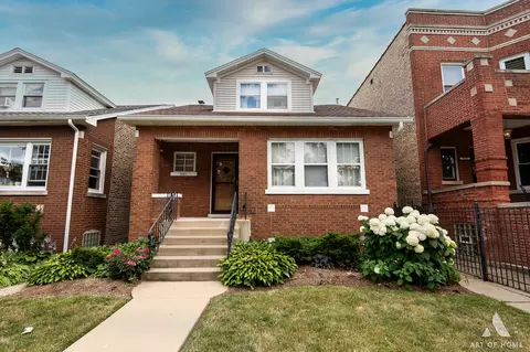 4141 W Nelson St, Chicago, IL 60641