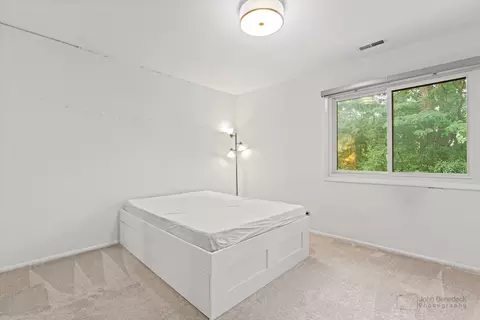 Bedroom - 101 Viola Ct, Rolling Meadows, IL 60008 photo 4 of 4