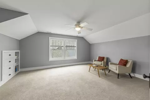 900 E Indiana St, Wheaton, IL 60187 photo 32
