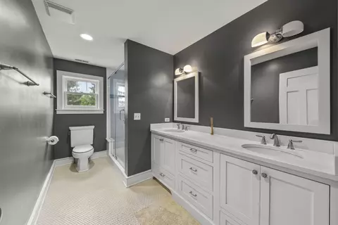 900 E Indiana St, Wheaton, IL 60187 photo 26