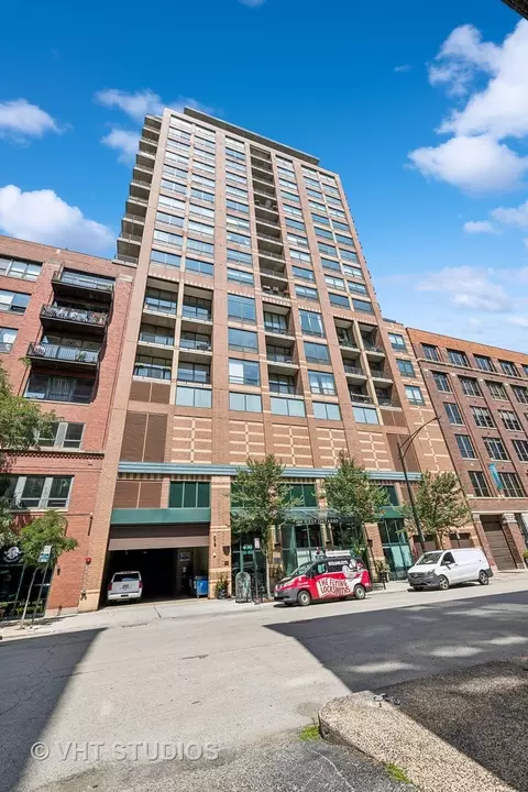 400 W Ontario St #508, Chicago, IL 60654