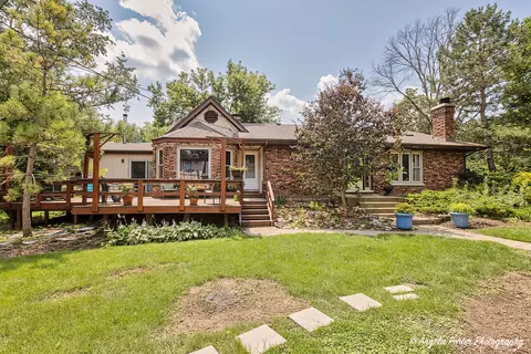24039 N Quentin Rd, Lake Zurich, IL 60047