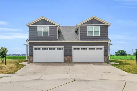 1515 Stonebluff Ct #1515, Champaign, IL 61822