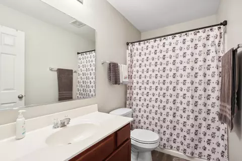 2035 Concord Dr, Mchenry, IL 60050 photo 15