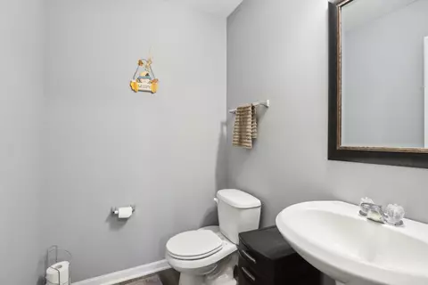 2035 Concord Dr, Mchenry, IL 60050 photo 20