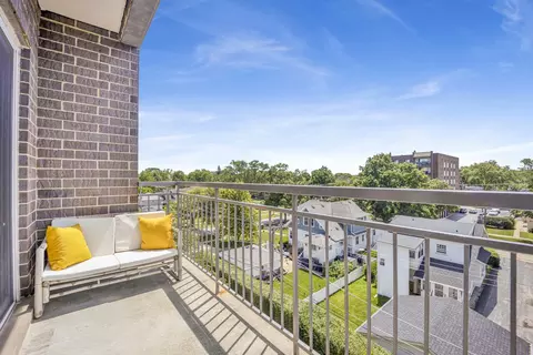 1477 E Thacker St #504, Des Plaines, IL 60016 photo 23