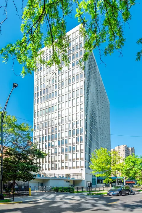 444 W Fullerton Pkwy #1309, Chicago, IL 60614