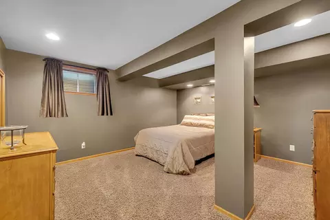 Bedroom - 365 Nelson Rd, Morris, IL 60450 photo 5 of 5