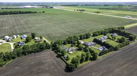 View/Area - 365 Nelson Rd, Morris, IL 60450 photo 3 of 6