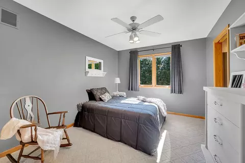 Bedroom - 365 Nelson Rd, Morris, IL 60450 photo 4 of 5