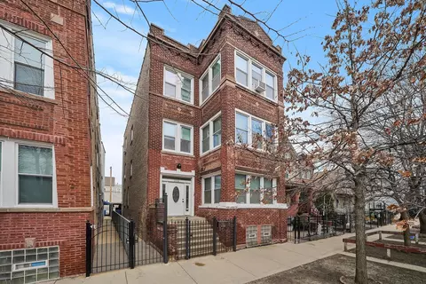 2734 W Francis Pl, Chicago, IL 60647