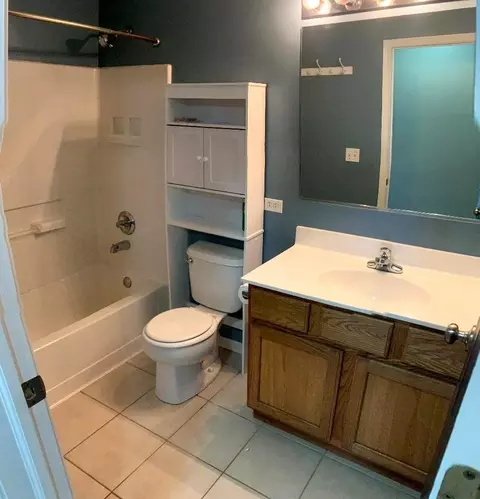 726 Legend Ln #4, Mchenry, IL 60050 photo 22