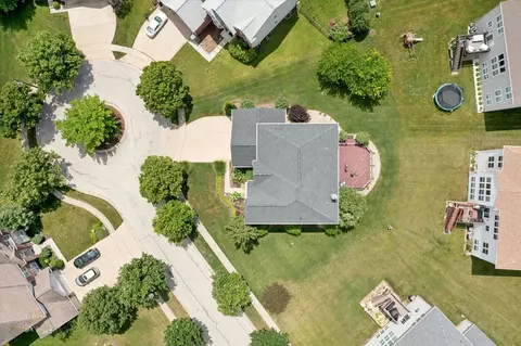 5 Springbrook Ct, Streamwood, IL 60107 photo 31