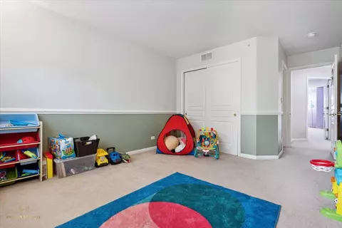 5 Springbrook Ct, Streamwood, IL 60107 photo 5