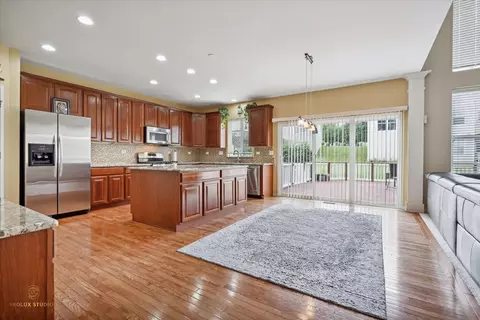 5 Springbrook Ct, Streamwood, IL 60107 photo 10