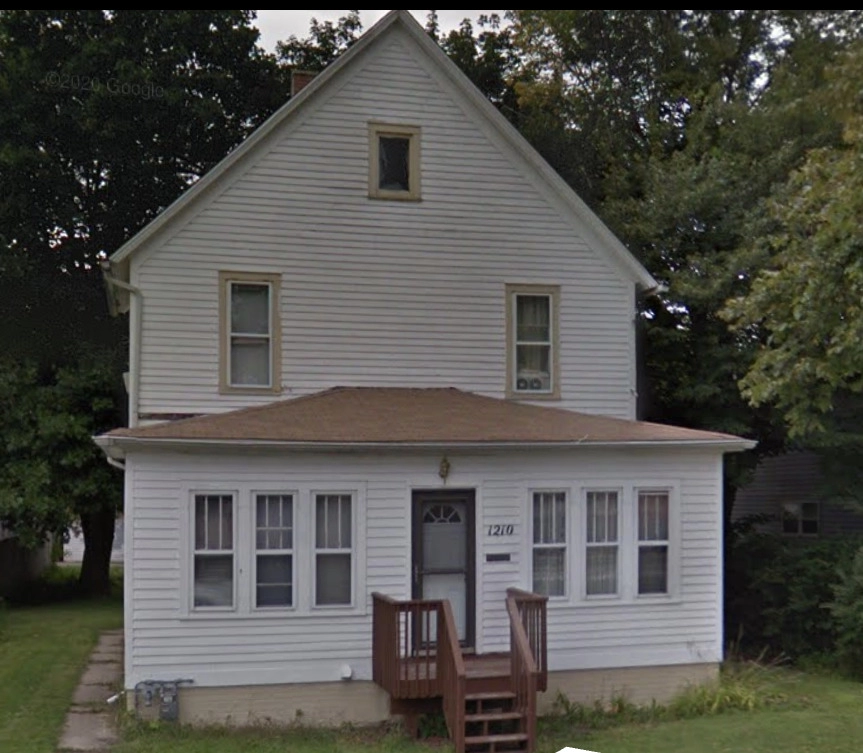 1210 Park Ave
