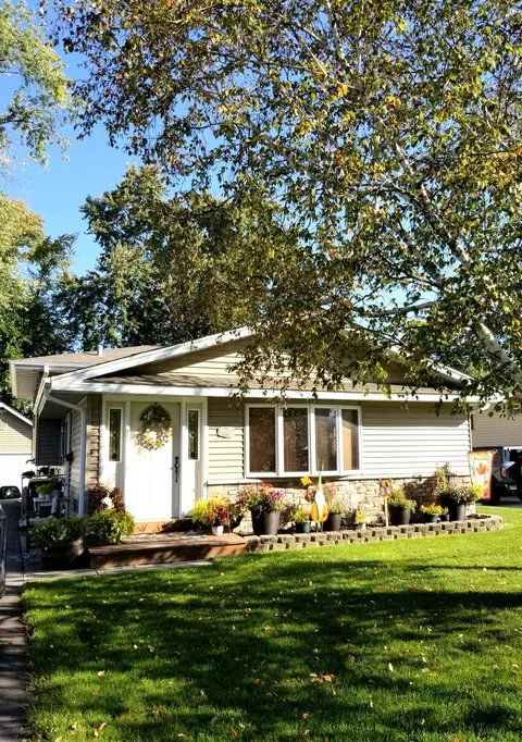 10506 Altgeld St, Melrose Park, IL 60164